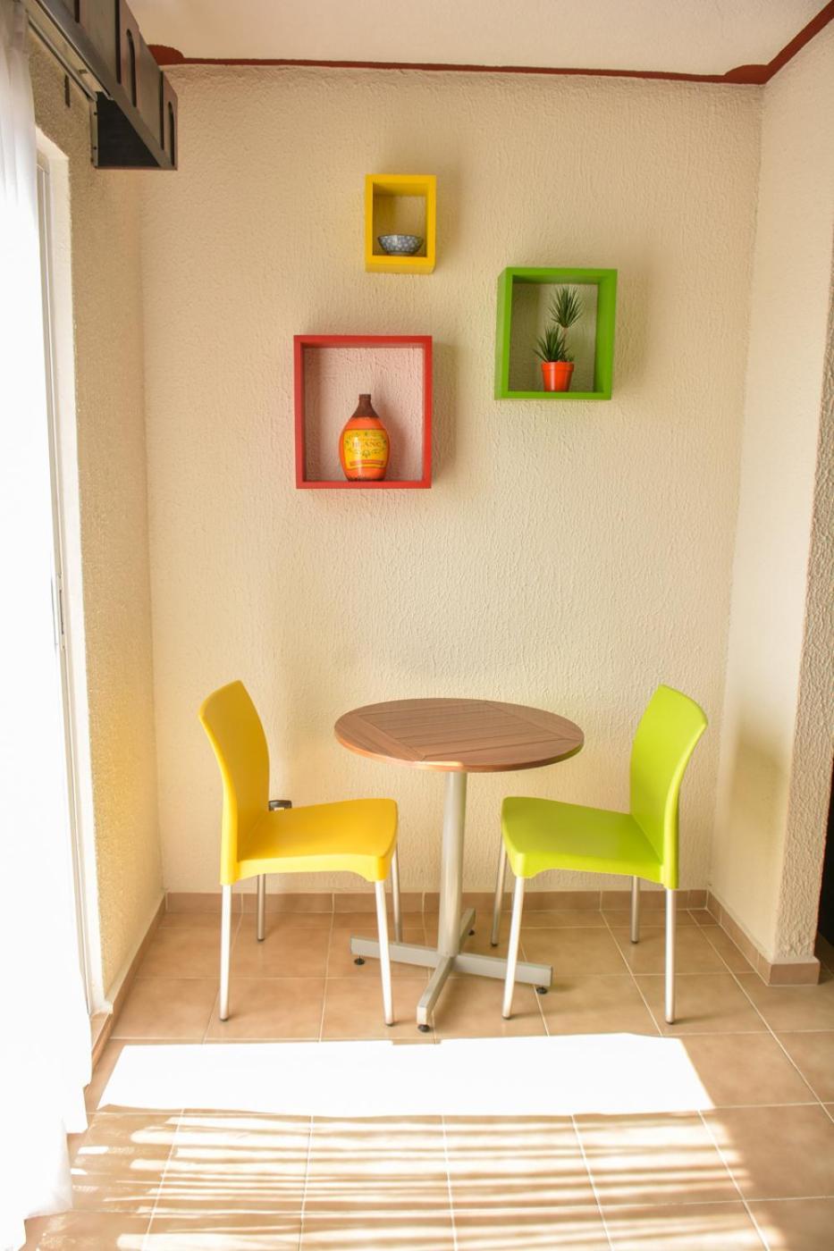 Suites Los Arcos (Adults Only) إيسلا موخيريس المظهر الخارجي الصورة